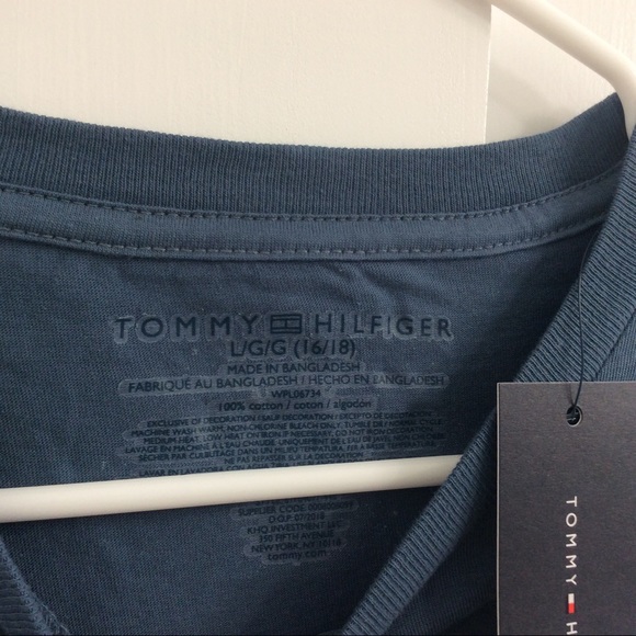Boys Tommy Hilfiger Long Sleeved Tee - Picture 2 of 4
